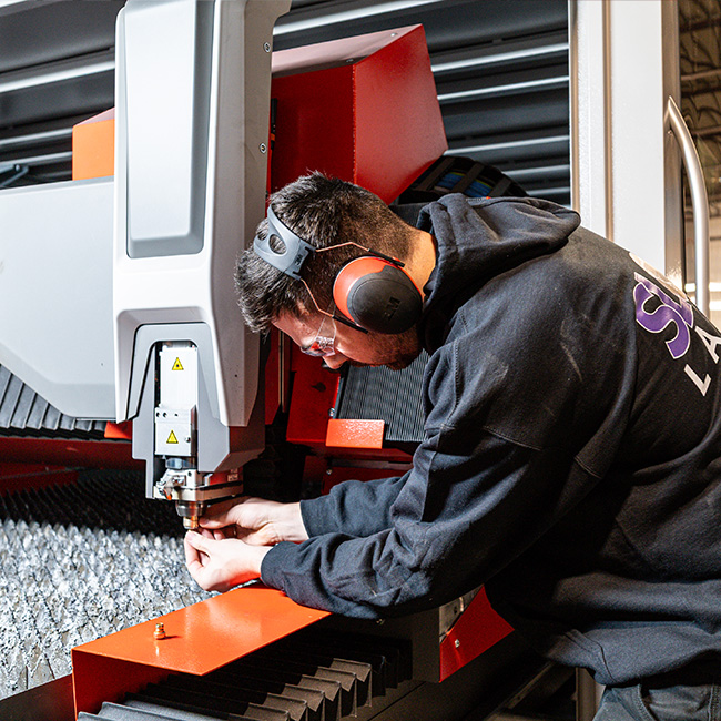 Découpe au laser à fibre